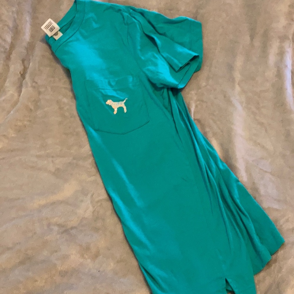 Vs pink campus bling tee medium